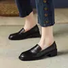 Mocasines de Piel Muy Suaves para Mujer 2026 Nuevo Primavera Otoño Suela Gruesa Estilo Británico Zapatos Pequeños de Piel Versátiles Suela Suave Mocasines sin Cordones