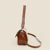 Bolsa Quadrada Pequena de Grande Capacidade Simples e de Luxo Nova Bolsa Transversal Casual de Couro Macio Bolsa de Ombro Fashion e Versátil para Mulheres Mais Vendida