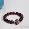 Pulseira de Pau-Rosa Africano Natural de Folhas Pequenas com Material Antigo Esculpido, Pulseira Redonda de Contas de Sândalo Feminina, Design com Contas Espaçadoras Masculinas