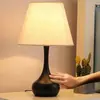 Lámpara de mesa de tela transfronteriza, lámpara de mesita de noche para dormitorio, lámpara de mesita de noche retro nórdica, luz nocturna de ambiente de alta gama, accesorio de iluminación