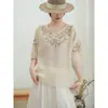 Camisa de Algodão e Linho com Bordado Pesado Vintage para Mulheres, Novo Estilo Verão 2025, Leve, Corte Amplo, Emagrecedor, Elegante Blusa Pulôver com Gola Redonda
