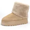 Novas botas de neve estilo inverno, forradas com fleece e de sola grossa para mulheres, com sola plataforma e projetadas para uso ao ar livre; disponível em tamanhos maiores para vendas transfronteiriças