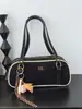 Bolso tipo almohada transfronterizo simple y moderno para mujer, bolso de hombro retro de color contrastante para otoño e invierno, bolso de hombro para commuting, bolso de alta gama