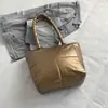 Bolsa de Gran Capacidad para Mujer 2026 Nuevo Verano Versátil Bolso de Hombro Simple con Textura, Adecuado para la Escuela y el Viaje Diario Bolso Tote