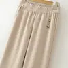 Pantalones de pana gruesa de pierna recta estilo mom para mujer, nuevos de otoño e invierno, color liso, superficie lisa, versión estrecha, pantalones de pierna ancha para mujer