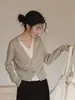 Suéter Cárdigan de Punto Falso de Dos Piezas Estilo Old Money Cuello en V Manga Larga para Mujer Otoño Invierno Capa Interior Capa Base Tejido Superior 10937