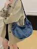 Bolso nuevo de denim tipo dumpling para mujer, bolso versátil de gran capacidad para hombro y cruzado, bolso vintage lavado para el día a día, bolso bandolera