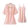 Roupão de Manhã de Casamento Feminino Noiva Madrinha Grupo Seda Gelada Pijama de Casamento Camisola Robe Vermelho Feminino Comprimento Médio Fino