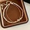 Pulseira de Rede Azul Dourada com Flor de Vidro Pérola Zircônia Brilhante Pulseira Elegante de Luxo Leve Joia de Mão Versátil da Moda