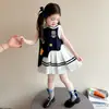 Vestido de Verão para Meninas 2026 Versão Coreana Desenho Animado Vestido Polo Regata Estilo College para Menininhas Vestido Plissado Infantil Estilo Tendência