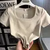 Camiseta Manga Curta Feminina Verão Nova Design Quadrado nos Ombros Slim Fit Emagrecedora Base Peixe Ossos Top Tendência