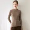 Camisa base de tricô Konsaini 100% caxemira pura feminina premium pronta para usar, canelada, corte justo, com gola semi-alta, top moderno