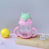 Taza de pajita popular de PP para niños de jardín de infantes, tetera transparente de una sola capa de plástico, taza de pajita creativa