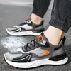 Zapatos modernos y a la moda para hombre 2026 otoño nuevos ligeros de suela blanda antideslizantes casuales de malla para estudiante calzado deportivo 336