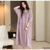 Camisola longa de gaze de algodão para atacado para mulheres, novo estilo de outono, gola redonda, pulôver, roupa de dormir casual de manga comprida, pode ser usada como roupa de casa