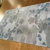 Alfombra floral abstracta de tinta estilo wabi-sabi, alfombra grande personalizable para hoteles, clubes de alta gama y salas de estar