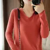 Suéter Feminino de Malha Gola V Borda Enrolada Algodão Puro Nova Coleção Outono/Inverno Slim Fit Versátil Cor Sólida Simples Versão Coreana
