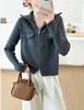 Nova coleção outono e inverno: cardigã de malha feminino de manga comprida com gola de lapela, zíper duplo e bolsos, apresentando um design estilo coreano