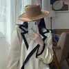 Sombrero de copa francés de lana para mujer Otoño e Invierno 2023 Nuevo Sombrero plano de socialité británica Sombrero de fieltro retro de ala plana estilo Hepburn