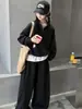 Conjunto de Niña 2026 Otoño Nuevo Estilo: Sudadera con Media Cremallera y Pantalones de Pierna Ancha para Niños de Talla Mediana a Grande, Ropa Deportiva Estilo Coreano, Ropa de Tejido para Niños