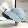 El Mismo Sombrero de Pescador de Zhao Rusi Primavera y Verano 2024 Protección Solar Protección UV Sombrero de Ala Grande Sombrilla Negro Liso Sol
