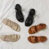 Sandálias de Salto Grosso para Mulheres Que Parecem Pisar em Merda, Novo Estilo de Verão, Solas Macias Que Não Cansam Seus Pés, Sapatos Romanos de Praia Antiderrapantes da Moda 122-82