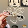 Elegante Clipe Bico de Pato Pérola Flor Estilo Francês Novo Menina Franja Cabelo Solto Franja Clipe Moda Versátil Clipe de Cabelo Acessório de Cabelo