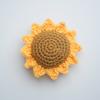En stock cabeza de girasol tejida a mano con 7 bucles y 12 pétalos flor de punto simulación de lana girasol al por mayor