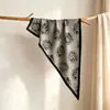 Bufanda Triángulo Imitación Seda Patrón Geométrico de Nicho Bufanda de Seda Estilo Coreano Accesorio Versátil para el Cabello Cinturón Bufanda Pequeña de Seda Cubre Glúteos Bufanda para el Cuello Venta al por Mayor