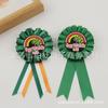 Suministro transfronterizo hojalata fiesta navideña ramillete Trébol insignia festival irlandés diseño insignia de cinta decorativa