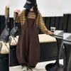 Conjunto de Overol para Niñas Primavera y Otoño 2026 Nueva Moda Conjunto de Dos Piezas de Camiseta Rayada Infantil y Pantalones de Algodón Lavado Venta al por Mayor