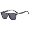 Gafas de Sol Modelo Nuevo Gm Transfronterizas para Mujer, Montura Cuadrada de Gama Alta con Remaches, Protección UV, Populares en Europa y América, Gafas de Sol para Hombre