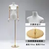 Loja de roupas modelo magra de seios pequenos adereço expositor de roupas femininas suporte de exibição ornamento de pendurar de peito plano manequim de torso de mão cabide de roupas