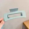 2026 Nuevo Modelo Pinza de Garra Simple Versátil Mate Accesorio Elegante para el Cabello para Peinado de Moño Pinza Tiburón Pasador de Moda Tocado