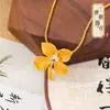Moda de Alta Gama Flor Grande Incrustada de Diamantes Cobre Chapado Oro Arena Accesorios DIY Accesorios para Collares Conjunto Antiguo de Dos Piezas