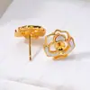 Anel de Pérola, Brincos, Pingente, Conjunto de Três Peças Micro-Incustado, Camélia Oca, Concha de Nariz de Búfalo Branca, Acessível para DIY, Sensação de Luxo e Alto Padrão