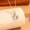 El collar de dona de circón es moderno, dulce y tiene un encanto estilo bosque, versátil y único con un toque de alta gama, una cadena para la clavícula que es un gran regalo para una novia.