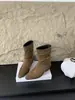Botas de Tornozelo Chunky Retro de Camurça Petite para Mulheres 2025 Nova Coleção Outono e Inverno Franzidas Versáteis Bico Fino Bota Slouch Bota Barefoot
