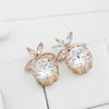 Novedad Pin de Oreja de Plata de Ley Pendiente de Botón de Oreja Lazo Pendiente de Oreja Femenino Elegante Estilo Coreano Pendiente Colgante Distintivo Pendientes de Flor Simple con Circonita