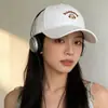 Boné de Baseball Bordado com Urso Fofo Estilo Coreano, Novo Boné de Aba Larga e Macia que Faz o Rosto Parecer Menor, Boné Versátil