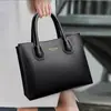 Bolso de moda retro para mujer, bolso tote casual para mujer, nuevo modelo 2026, bolso de gran capacidad para el trabajo y los desplazamientos, bolso de un solo hombro cruzado para mujer