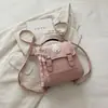 Mochila Fresca y de Nicho Estilo Coreano Nuevo Moda Verano 2026 Bolso de Mano Elegante Simple Mochila