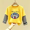 Camiseta de Algodão Puro Manga Longa Infantil Média/Grande Primavera e Outono Nova Blusa Solta para Meninas Estampada Desenho Animado de Menina Camada de Base Tendência