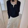 Suéter pullover de dos piezas falsas a color contrastante para mujer 2024 otoño nuevo diseño estilo coreano estilo holgazán suéter básico para mujer