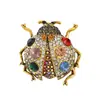 Broche de Mariquita de Diamantes de Colores de Lujo Ligero, Pedrería Multicolor de Baja Saturación, Cuerpo de Insecto Tridimensional, Pin Suave y Exquisito para Traje de Oficina