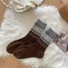 Meias de Lã Estilo Japonês Fair Isle, Meias de Outono e Inverno para Mulheres, Meias Quentes de Cano Médio, Cachorrinho Fofo de Desenho Animado, Meias Grossas Cinzas para Mulheres
