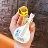 Lindo Llavero de Pipa Brillante con Temática de Mascotas Juguete Colgante Creativo que Hace Sonido Accesorio para Mochila de Estudiante Pequeño Regalo Venta al por Mayor