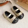Zapatos de Cuero Estilo Chanel para Niñas 2026 Versión Coreana Primavera y Otoño Nuevos Zapatos Infantiles Elegantes Zapatos de Princesa Planos Versátiles