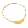 Collar magnético chapado en oro de acero de titanio con colgante curvo geométrico de personalidad minimalista con diseño de cadena de hueso de serpiente