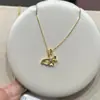Collar de Mariposa Hueca Color Dorado con Diamantes, Nuevo Modelo 2026, Estilo de Lujo Ligero, Acero de Titanio de Alta Calidad, Cadena para Clavícula que No se Desvanece